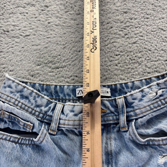 Zara Jeans Womens Size 4 Blue Light Wash Cotton Tapered Fit Denim 26x28 - Picture 4 of 11